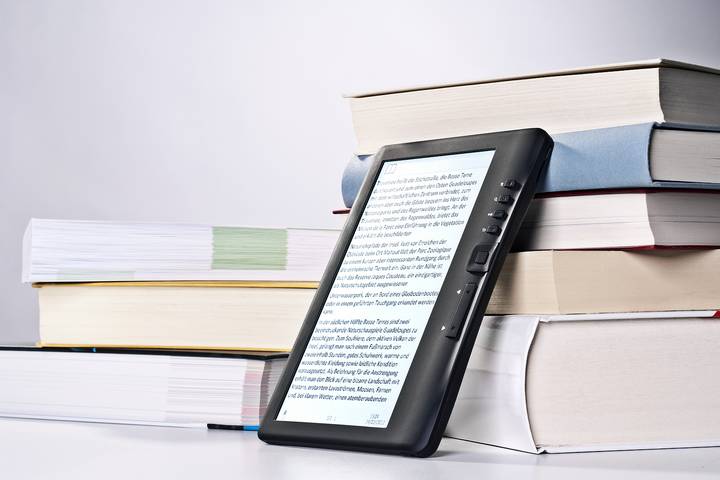Find the perfect presents for Kindle lovers with our top picks of the best gifts for Kindle readers. Delight avid readers with these must-have accessories.
